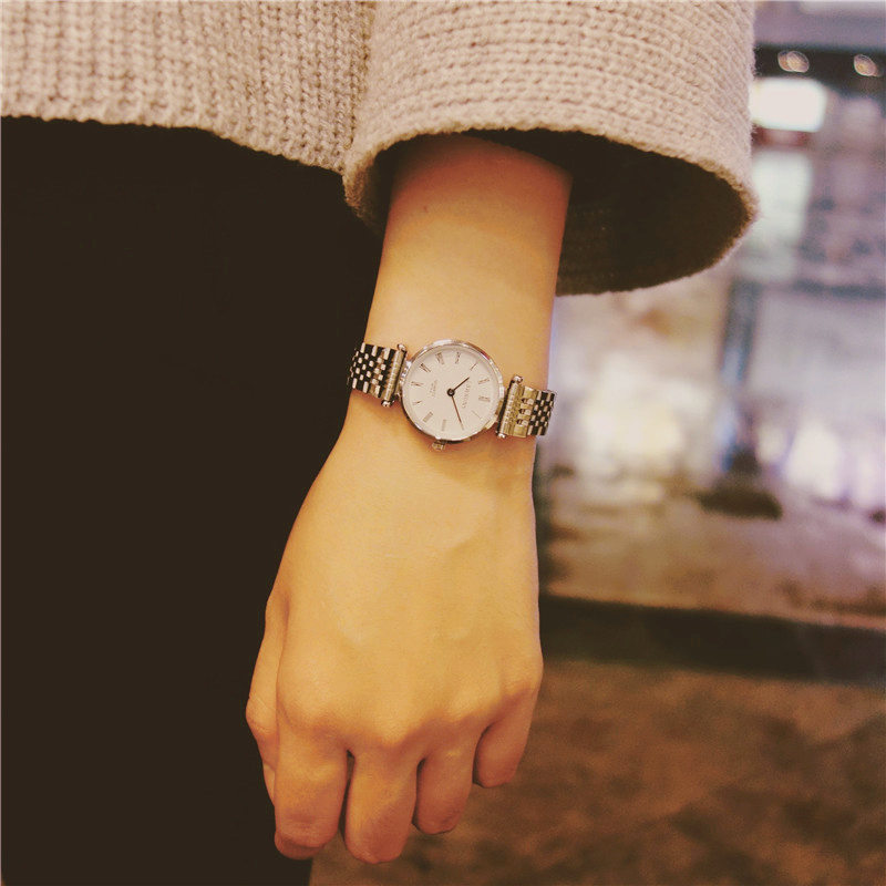 韓版男女情侶款表商務女表經典韓國復古簡約圓形手表學生百搭腕表